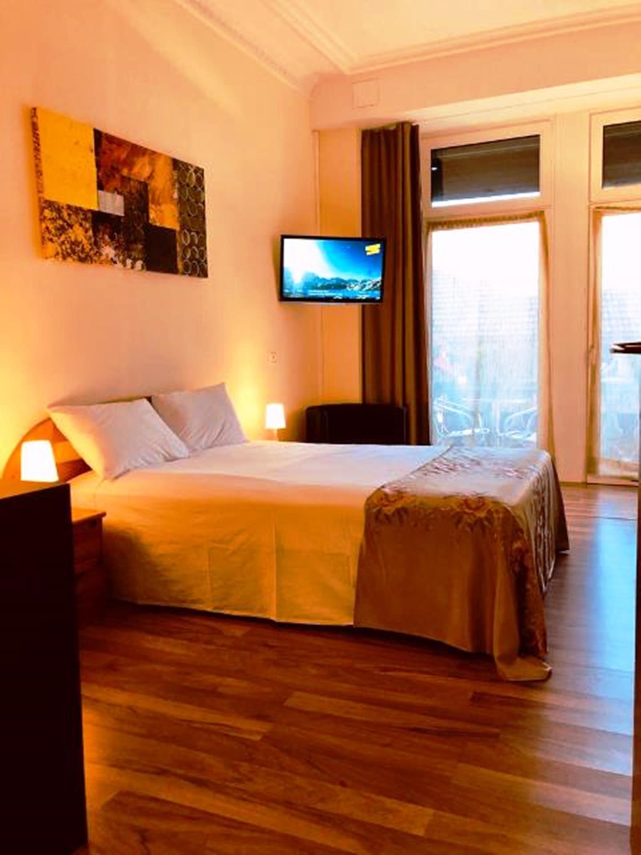 Hotel Harder Minerva Интерлакен Екстериор снимка