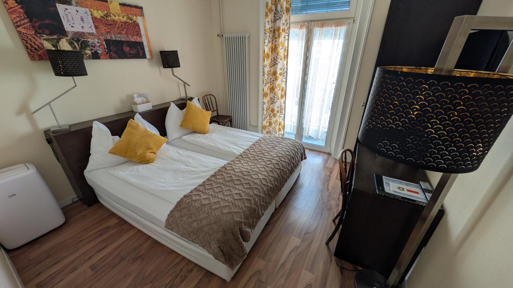 Hotel Harder Minerva Интерлакен Екстериор снимка