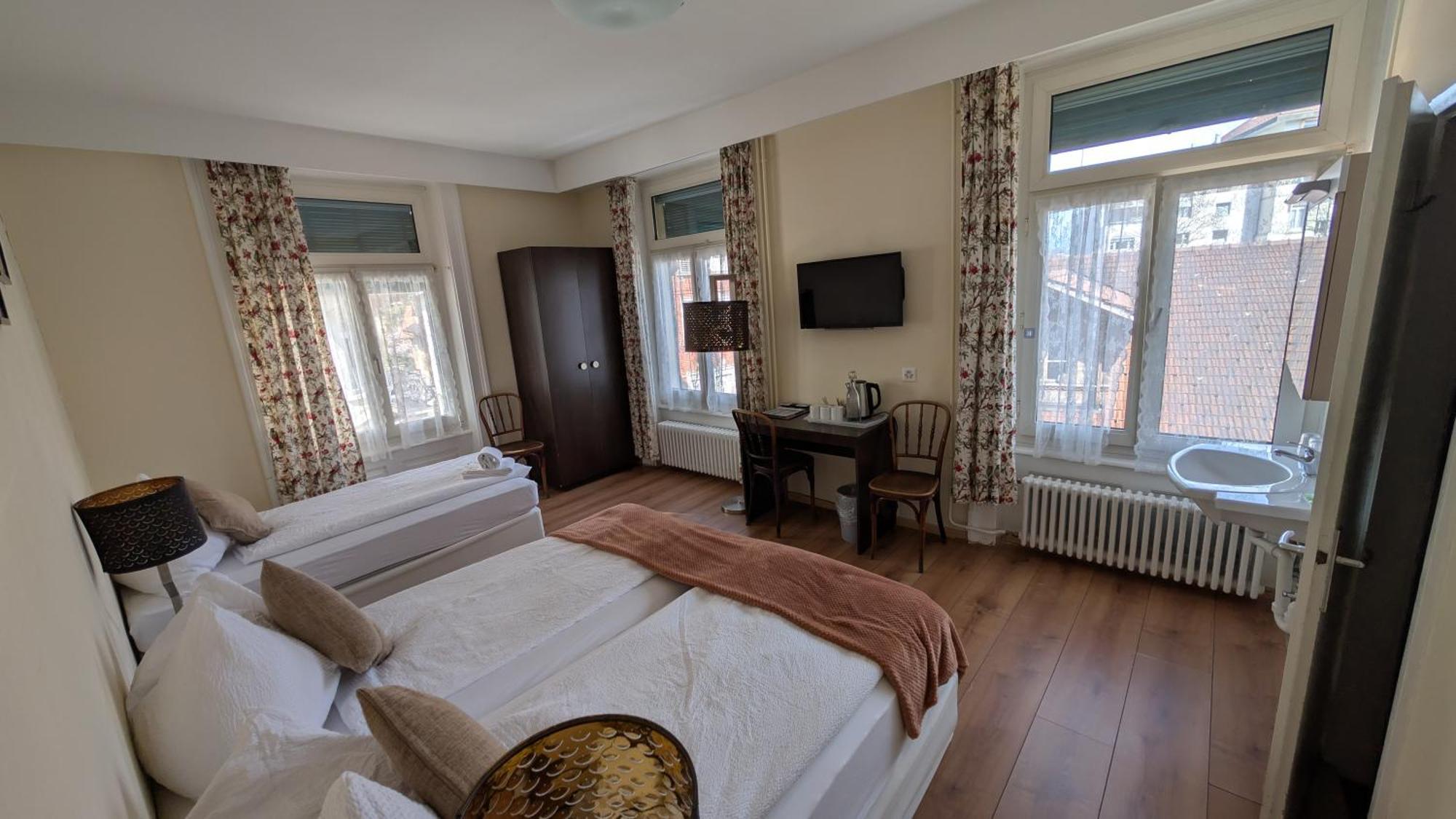 Hotel Harder Minerva Интерлакен Екстериор снимка
