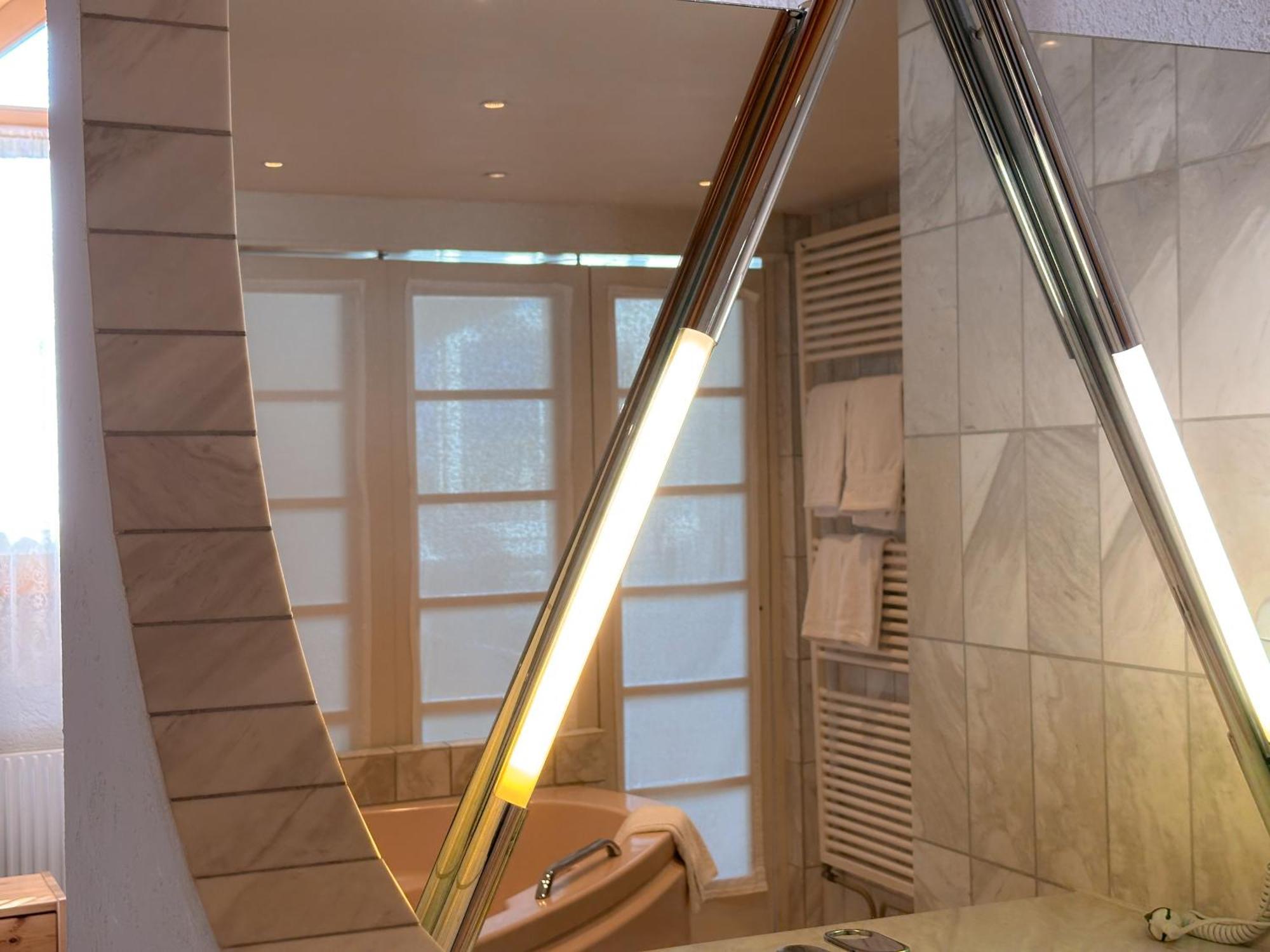 Hotel Harder Minerva Интерлакен Екстериор снимка